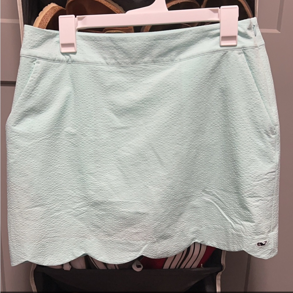 Vineyard vines performance skort